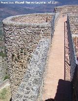 Adarve del castillo. Torreón circular
