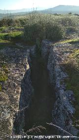 Castell�n de Caviedes. Grieta o sima