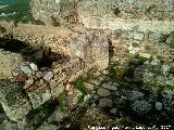 Castillo de Alarcos. Poblado Islámico. Herrería y patio Casa 3