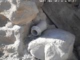 Muralla de Sabiote. Atanor de desagüe