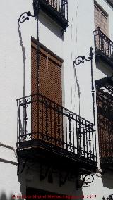 Casa de la Calle Rabadán nº 27. Balcón de tirantas