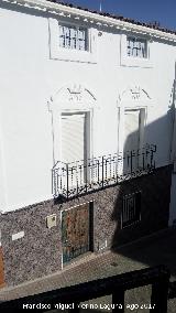 Casa de la Calle El Olivo de Solera n 18. Fachada