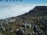 Aznaitín. Sobre las nubes