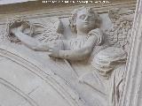 Colegiata de Santa María de los Reales Alcázares. Ángel con la corona de espinas