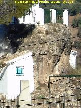 Cortijo de las Piedras. Peña de Julián en que se asienta el cortijo