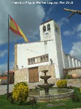 Fuente de la Iglesia de Mogón. Delante de la Iglesia