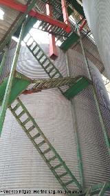Silos de Mengbar. Escaleras