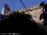 Capilla de San Bartolomé. Espadaña y almenas