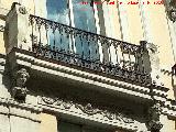 Edificio de la Calle Virgen de los Peligros nº 14. Balcón del segundo piso