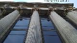 Edificio de las Cariátides. Columnas