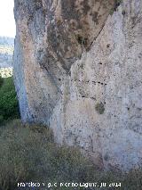 Pinturas rupestres del Frontón III. Abrigo