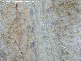Pinturas rupestres del Abrigo del Ventorrillo. Restos de pinturas tapados por incrustaciones calcáreas
