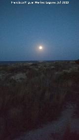 Luna. Playa de Carabassí - Santa Pola