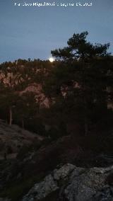 Cuerda de los Alcañetes. Saliendo la Luna