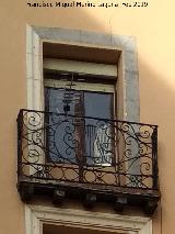 Casa de la Calle Valentn Gmez n 16. Balcn con lira