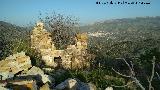 Cortijo de Córdoba. Con Los Villares al fondo