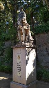 Carmen de los Mártires. Estatua de Carlos III. 