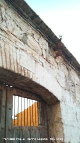 Casa de la Travesa de la Trinidad n 3. Aislantes elctricos