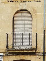 Casa de la Plaza 1� de Mayo n� 39. Balc�n de la primera planta