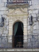 Ermita de la Aurora. Portada del balcón
