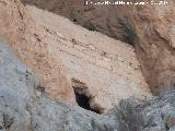 Cueva del Murallón. Muro de tapial