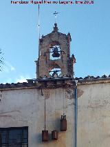 Ayuntamiento de Torreperogil. Espadaña y pesas del reloj