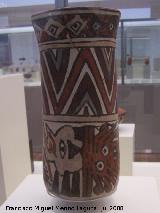 Museo de Arte Precolombino Felipe Orlando. Vasija Nasca. 100 - 600 d.C.