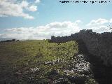 Yacimiento arqueológico Ronda la Vieja. Muro