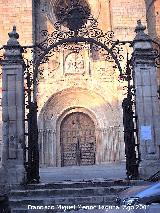 Catedral de Sigüenza. Fachada principal. Portada principal