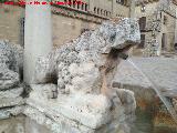 Fuente de los Leones. León del oeste