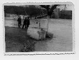 Puente del Obispo. Riada del Guadalaquivir de 1963. Fotografía propiedad de D. Sebastian Rivera Leiva