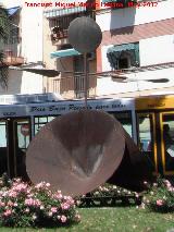 Glorieta Doña Lola Torres. Escultura