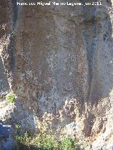 Pinturas rupestres de la Peña del Gorrión I. Alisamiento