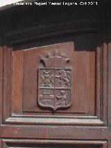 Casa de la Plaza de España nº 4 y 5. Escudo