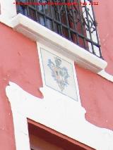 Casa de la Calle Francisco Funes nº 2. Escudo