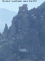 Depósito de agua. Bajo el castillo
