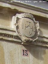 Casa de la Calle Patrocinio de Biedma nº 13. Escudo