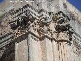 Iglesia de Santa María. Detalle de los capiteles de la torre