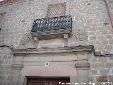 Casa de la Calle La Rosa nº 3. Escudos