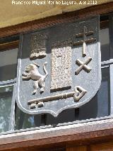 Ayuntamiento de Lupión. Escudo