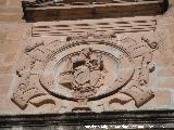 Iglesia de la Encarnación. Relieve de la Virgen de la Encarnación