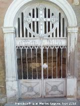 Cementerio de San Eufrasio. Puerta de panten