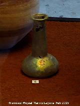 Cástulo. Necrópolis del Cerrillo de los Gordos. Ungüentario. Tumba 4. Siglo I d.C. Museo Arqueológico de Linares