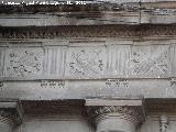 Catedral de Jaén. Fachada Sur. Parte izquierda del friso