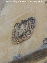 Hospital de la Caridad. Escudo izquierdo