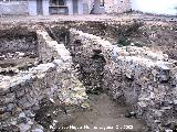 Antigua Escuela de Enfermería. Arquerías de la excavación arqueológica